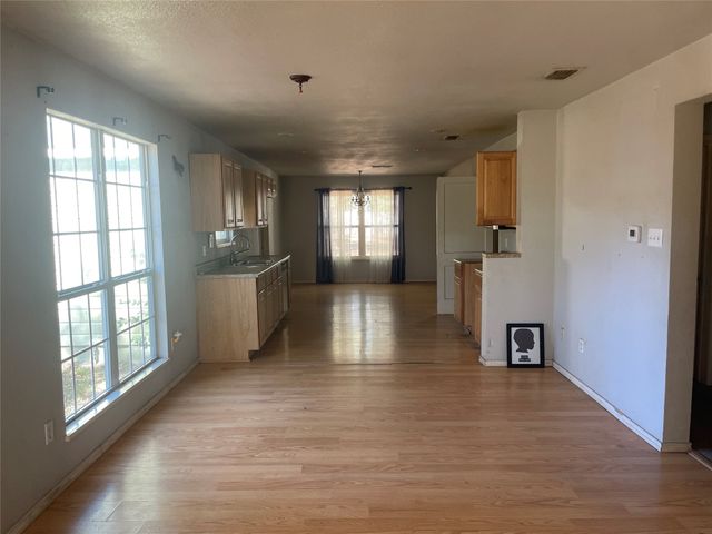 921 College Street, Sulphur Springs, TX 75482