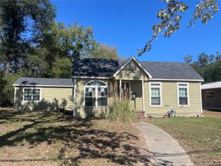 921 College Street, Sulphur Springs, TX 75482