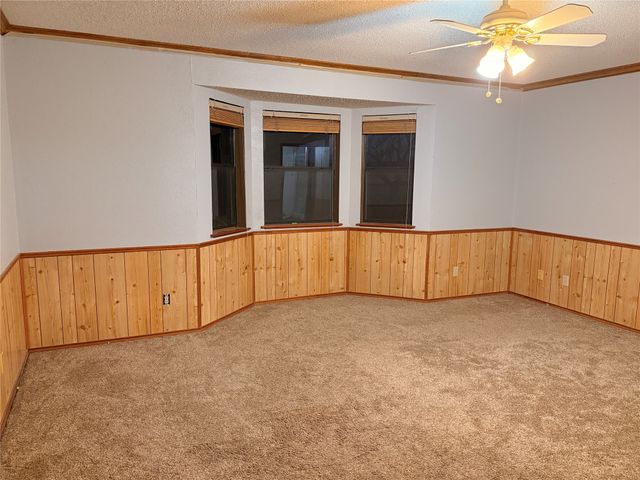 504 Loop Road, Quanah, TX 79252