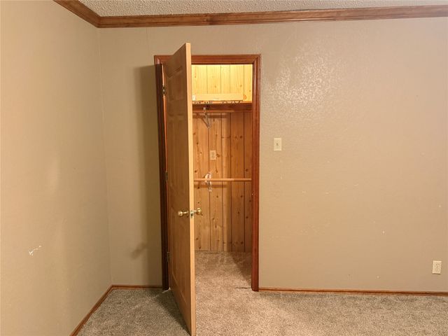 504 Loop Road, Quanah, TX 79252