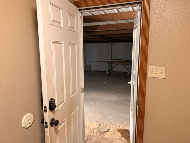 504 Loop Road, Quanah, TX 79252