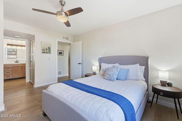 1207 E NORTHSHORE Drive 136, Tempe, AZ 85283