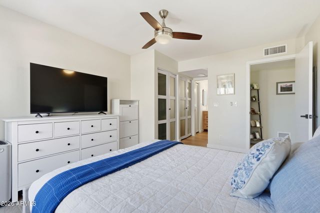 1207 E NORTHSHORE Drive 136, Tempe, AZ 85283