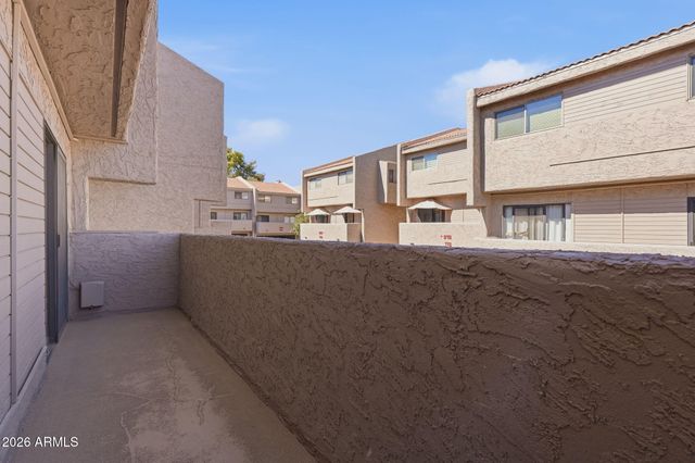 1207 E NORTHSHORE Drive 136, Tempe, AZ 85283