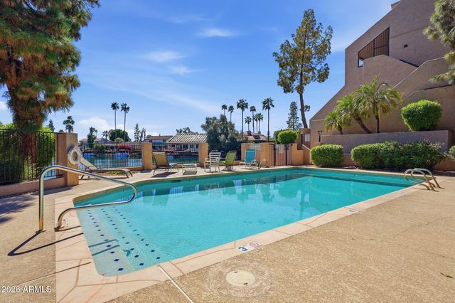 1207 E NORTHSHORE Drive 136, Tempe, AZ 85283