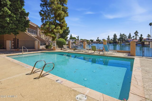 1207 E NORTHSHORE Drive 136, Tempe, AZ 85283