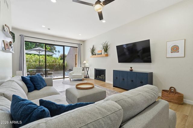 1207 E NORTHSHORE Drive 136, Tempe, AZ 85283