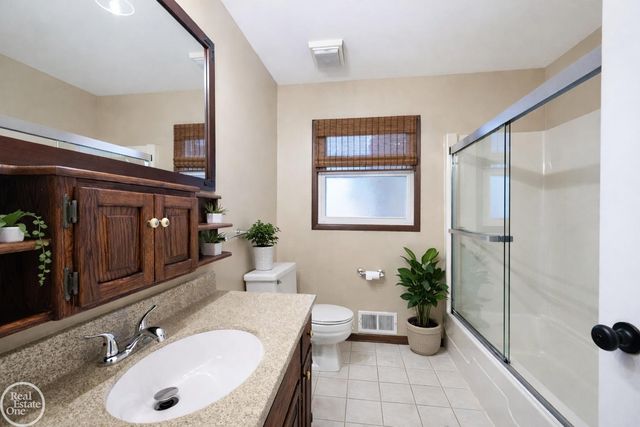 29750 Riverside Bay Court, Harrison Twp, MI 48045