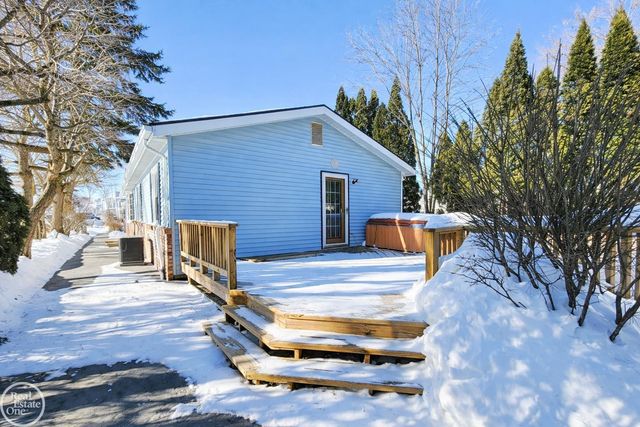 29750 Riverside Bay Court, Harrison Twp, MI 48045