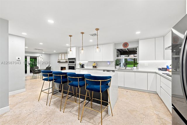 13402 SW 29th St, Davie, FL 33330