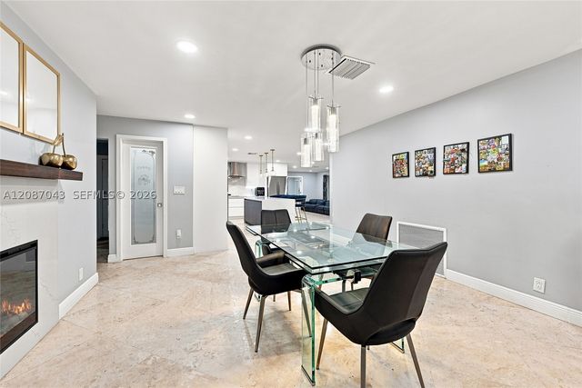 13402 SW 29th St, Davie, FL 33330