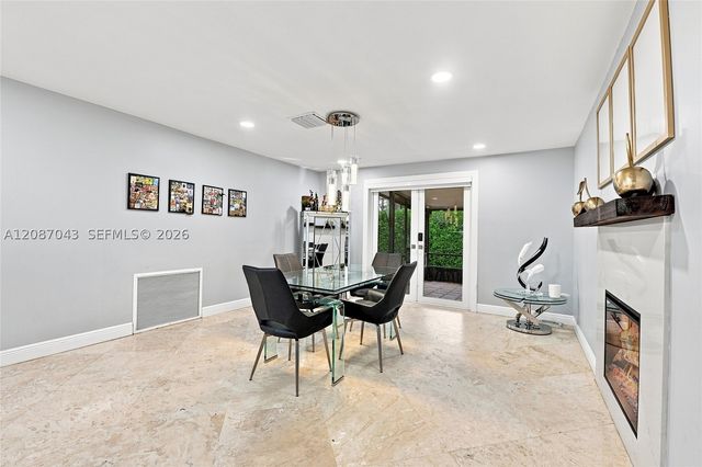 13402 SW 29th St, Davie, FL 33330
