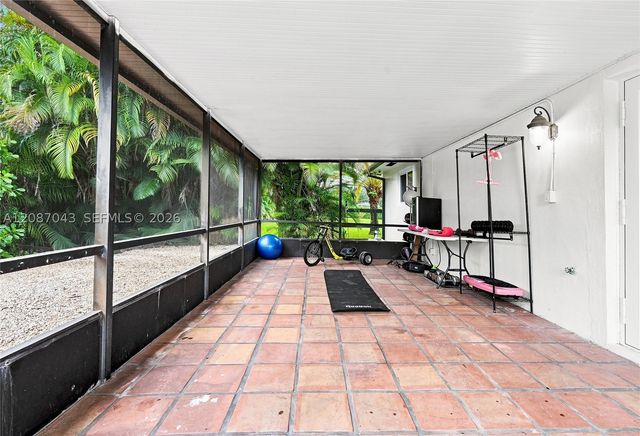13402 SW 29th St, Davie, FL 33330
