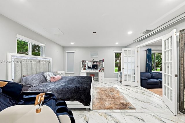 13402 SW 29th St, Davie, FL 33330