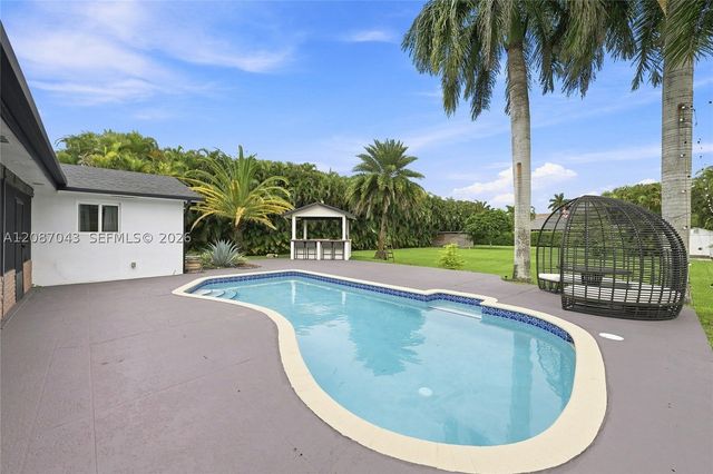 13402 SW 29th St, Davie, FL 33330