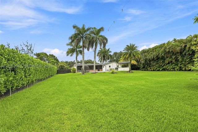 13402 SW 29th St, Davie, FL 33330