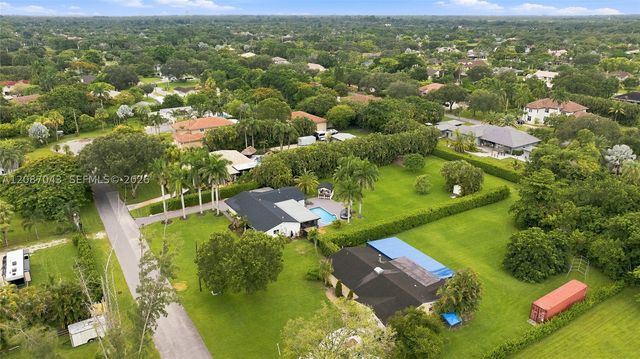 13402 SW 29th St, Davie, FL 33330