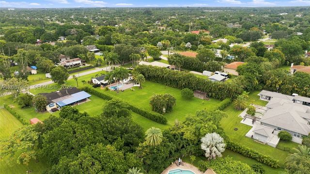 13402 SW 29th St, Davie, FL 33330