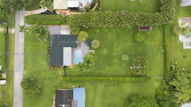 13402 SW 29th St, Davie, FL 33330