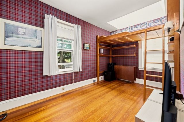 66 Mount Vernon St, Melrose, MA 02176