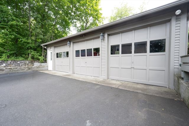 66 Mount Vernon St, Melrose, MA 02176
