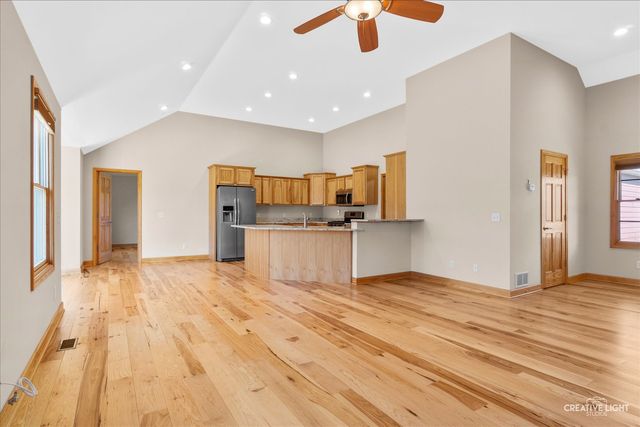 6105 Red Gate Lane, Yorkville, IL 60560