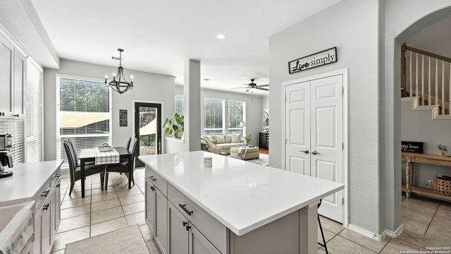 2448 Woodbridge Way, Schertz, TX 78154