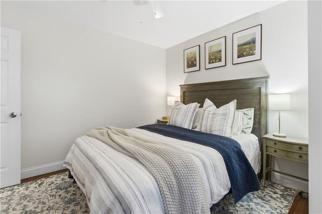 7918 W 88th Street, Overland Park, KS 66212