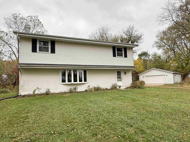 2326 S Murray Road, Janesville, WI 53548