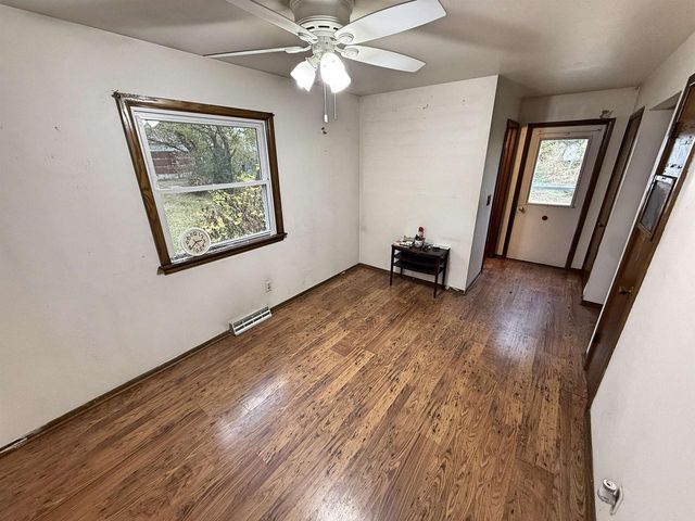 2326 S Murray Road, Janesville, WI 53548