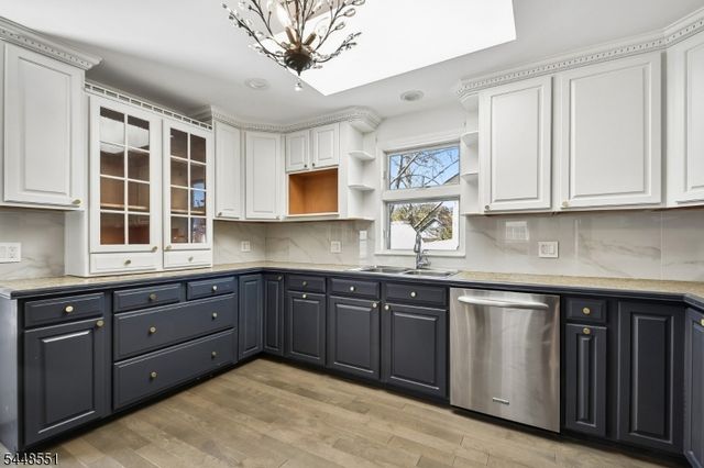 23 Blaine St, Millburn Twp., NJ 07041