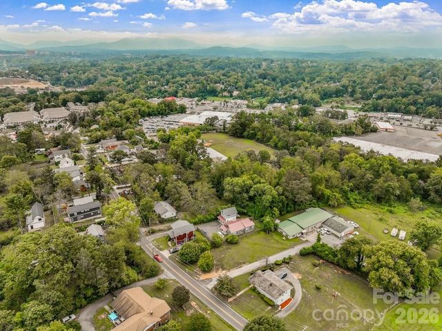 99999 Hazel Mill Road, Asheville, NC 28806