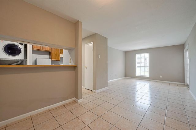 9090 S Braeswood Boulevard 43, Houston, TX 77074