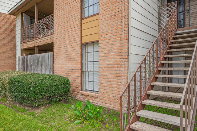 9090 S Braeswood Boulevard 43, Houston, TX 77074