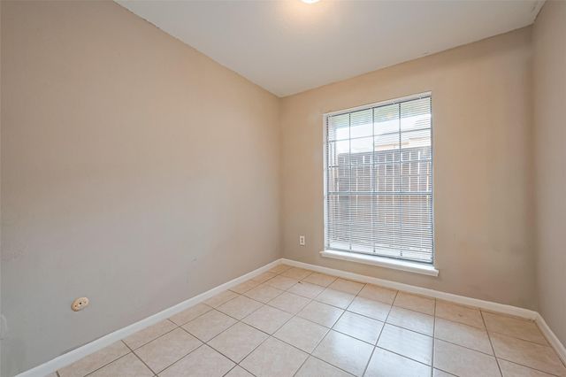 9090 S Braeswood Boulevard 43, Houston, TX 77074