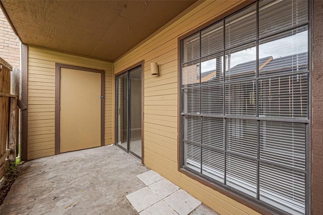 9090 S Braeswood Boulevard 43, Houston, TX 77074