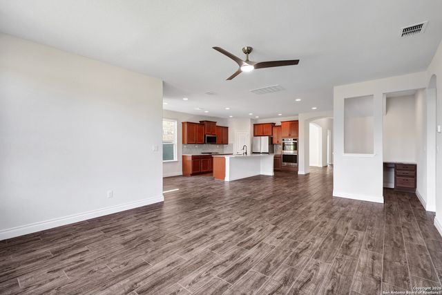 1706 Spanish Wells, San Antonio, TX 78245