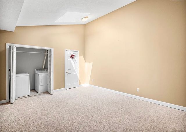 128 Warren 12, Lowell, MA 01852