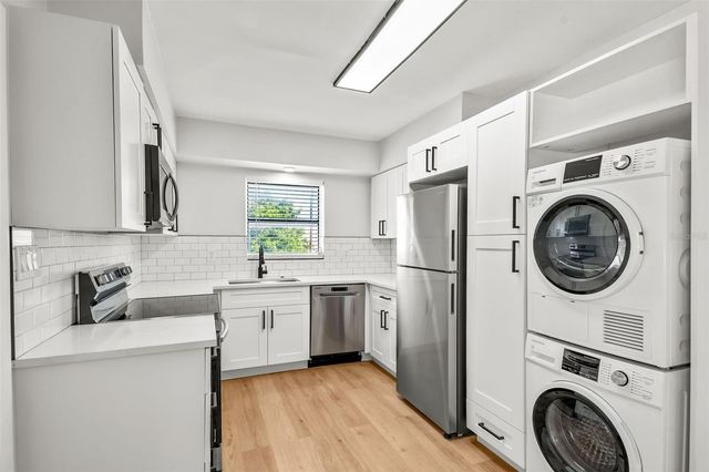 300 S NIMBUS AVENUE 6, Clearwater, FL 33765