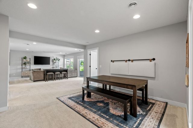 16452 Duluth Trail, Lakeville, MN 55044