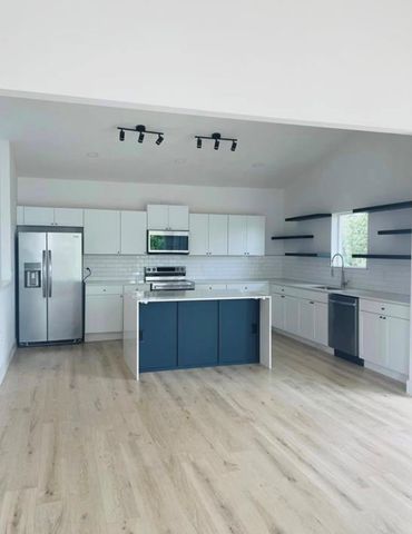 5010 Baker ST, Austin, TX 78721