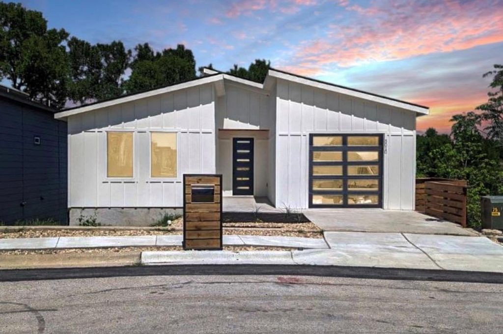 5010 Baker ST, Austin, TX 78721