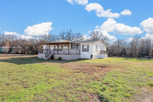 6002 Moose Drive, Granbury, TX 76048