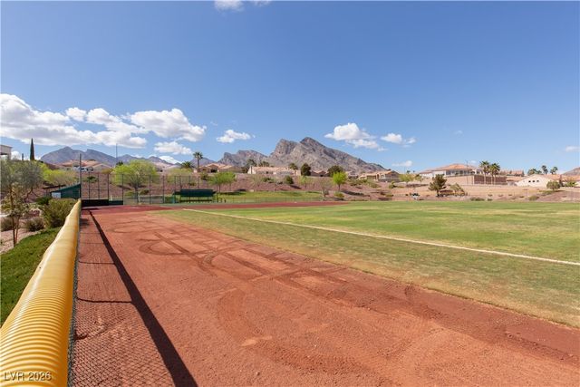 10627 Mission Lakes Avenue, Las Vegas, NV 89134