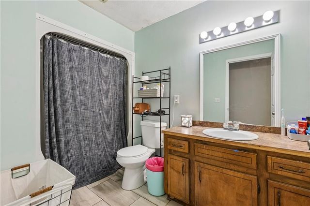 5752 Oak Grove Drive, Acworth, GA 30102
