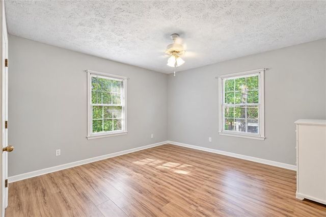 5752 Oak Grove Drive, Acworth, GA 30102