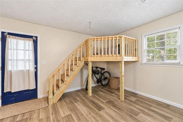 5752 Oak Grove Drive, Acworth, GA 30102