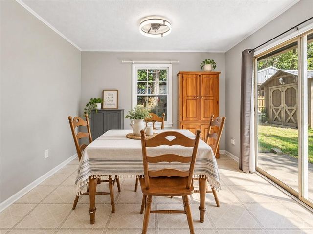 5752 Oak Grove Drive, Acworth, GA 30102