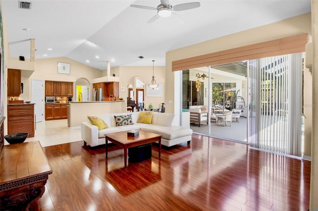 4813 BENCHMARK COURT, Sarasota, FL 34238