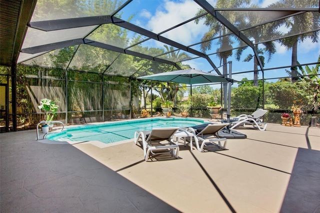 4813 BENCHMARK COURT, Sarasota, FL 34238